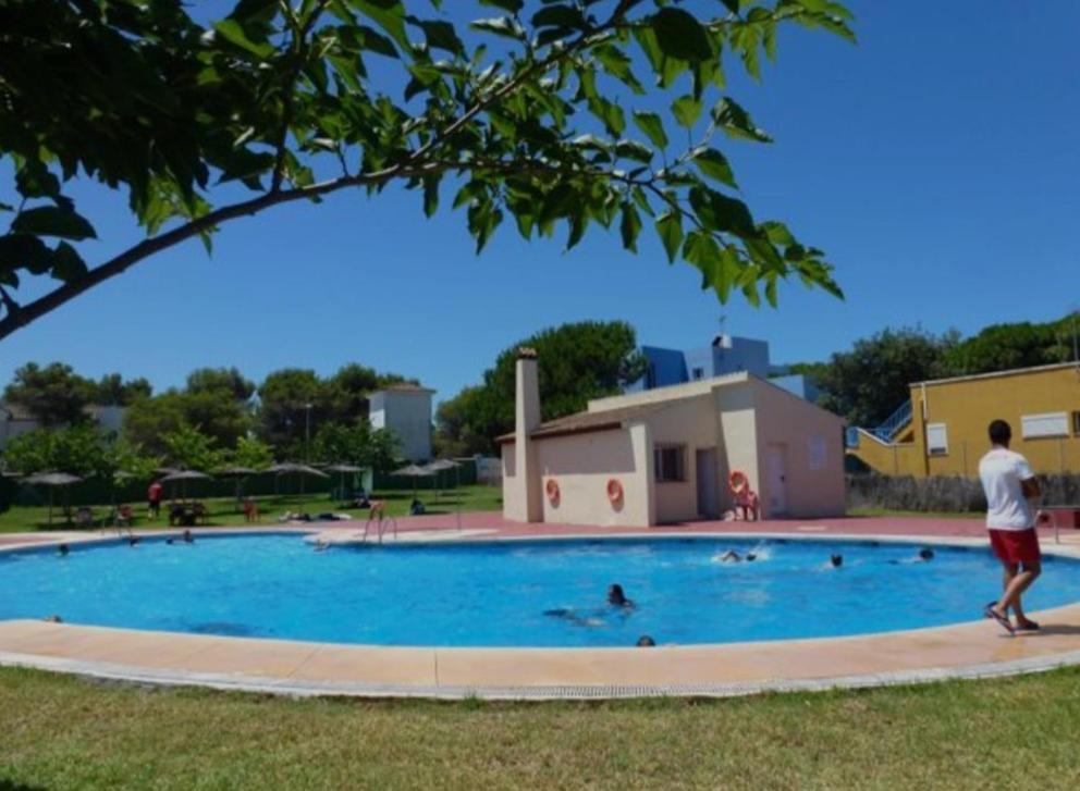 Apartamento Pinares Del Atlantico ชิกลานา เด ลา ฟรอนเตรา ภายนอก รูปภาพ